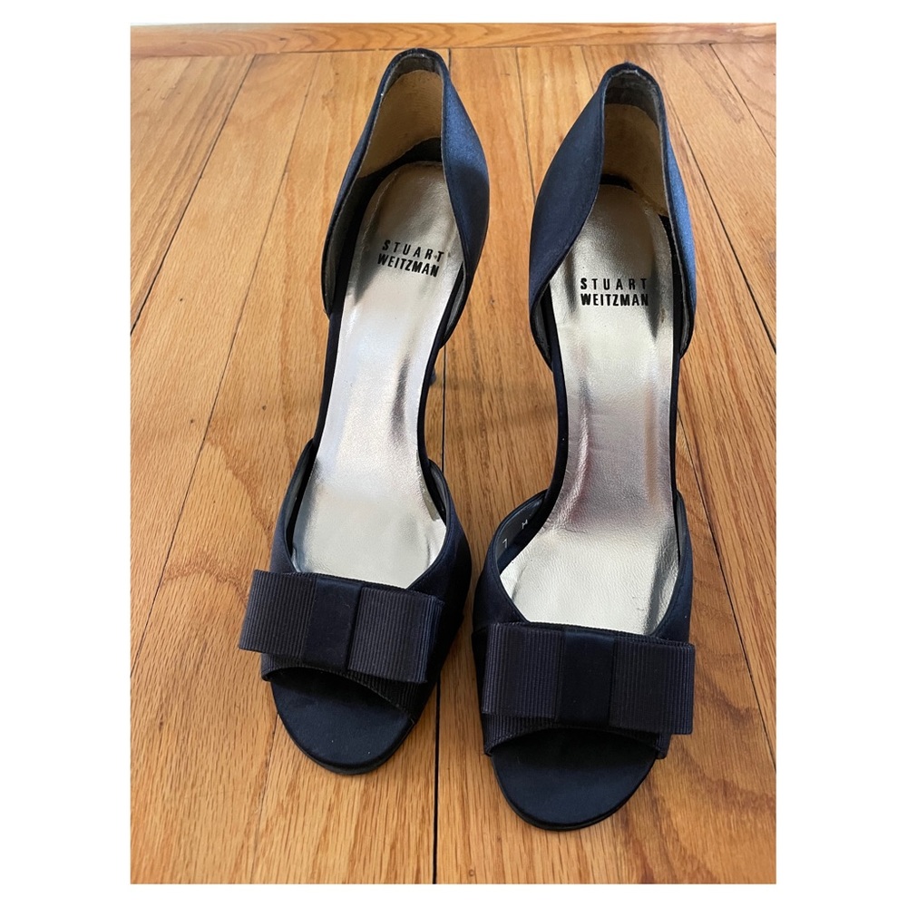 Stuart Weitzman Navy Bow Heels